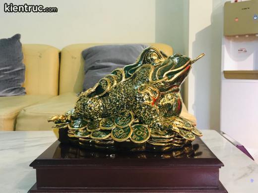 Đặt Thiềm Thừ trong nhà để tiền vô như nước Thiềm Thừ tài lộc ngậm tiền.