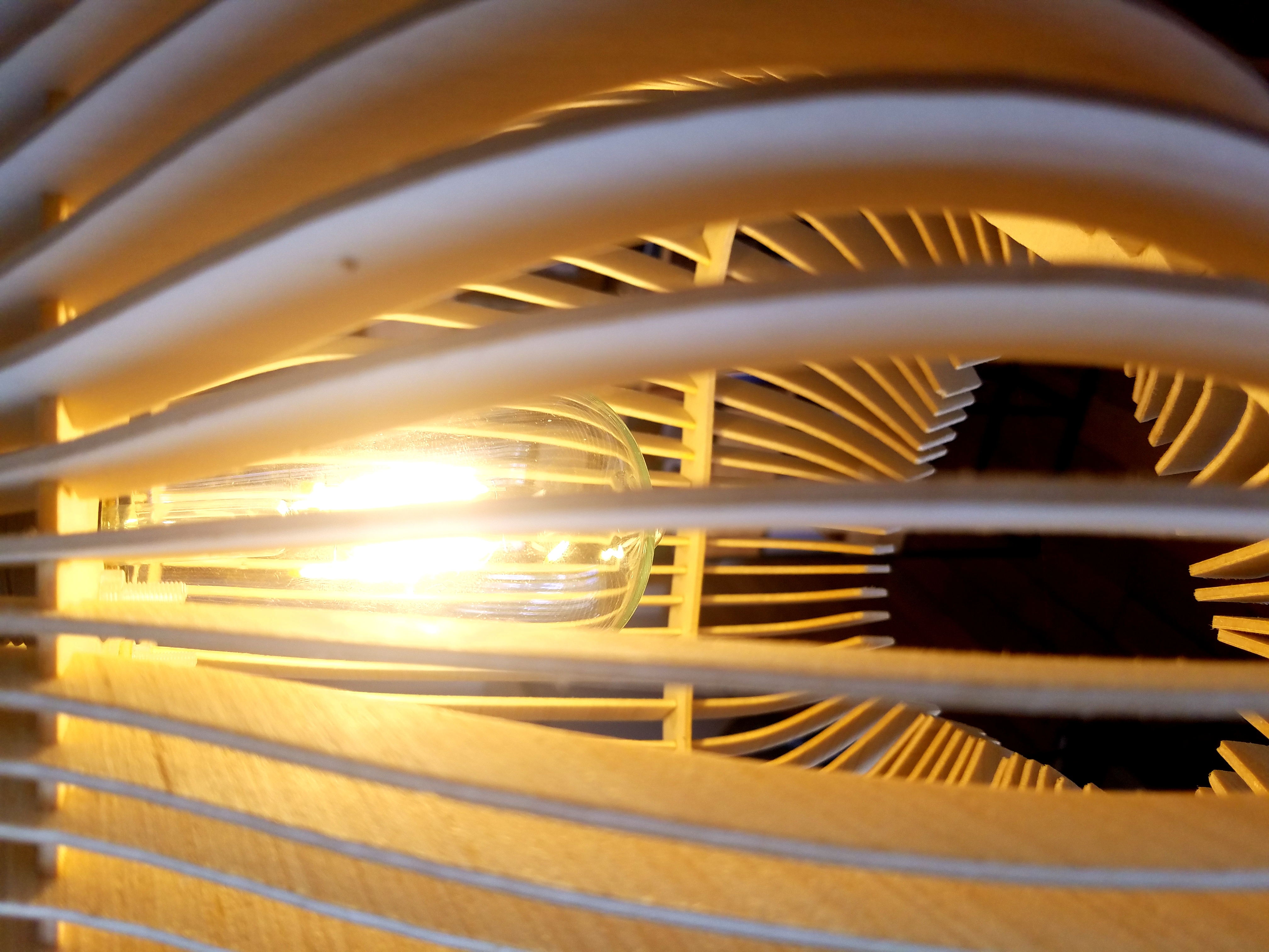 đèn gỗ trang trí bee light 